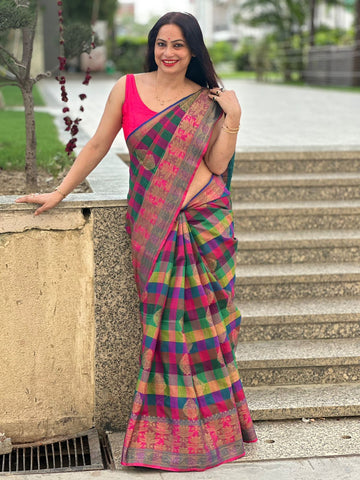 Reena Dwivedi In Banarsi Dupion Silk Saree With Matching Pallu