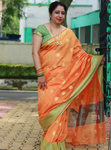 Ramya Pathak In Designer Linen Saree With Zari Pallu