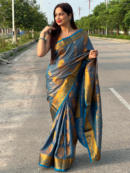 Reena Dwivedi In Kanjivaram Silk Designer Saree