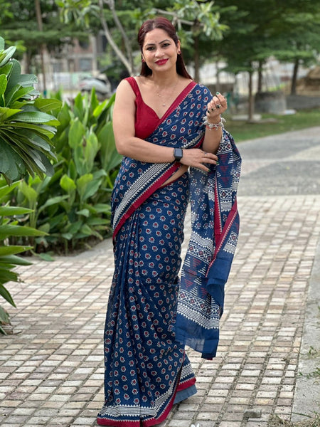Reena Dwivedi In Ajrakh Cotton Saree