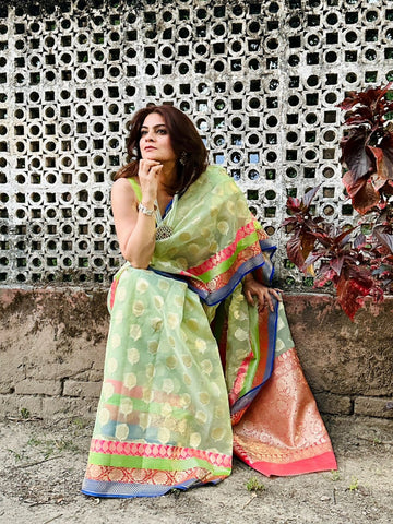 Naveena Kapoor In Kota Doria Saree. Available In 2 Colours.