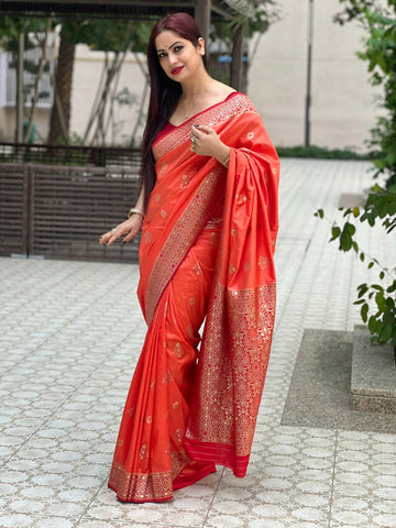 Reena Dwivedi In Banarsi Dupion Silk Gota Patti Saree With Matching Pallu. Available In 2 Colours.