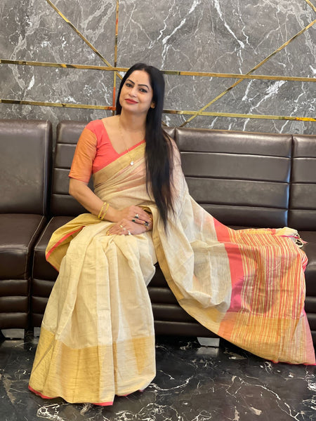 Reena Dwivedi In Blended Linen Silk Saree. Available In 5 Different Palla And Border Colours.