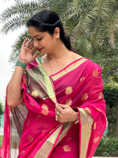 Reena Dwivedi In Designer Linen Saree With Zari Pallu. Available In 2 Colours