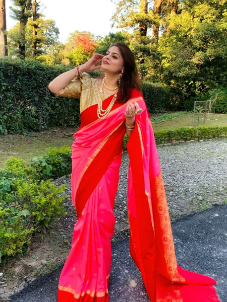 Naveena Kapoor In Traditional Garad-Korial Bengali Silk Saree With Contrast Pallu. Available In 3 Colours.