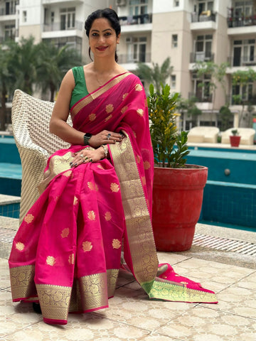 Reena Dwivedi In Designer Linen Saree With Zari Pallu. Available In 2 Colours