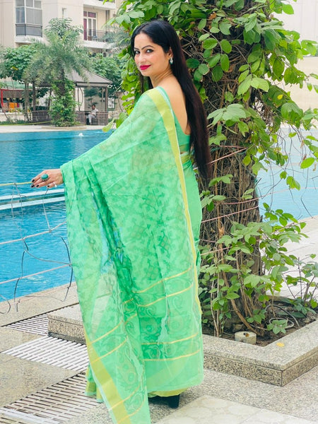 Reena Dwivedi In Chanderi Cotton Silk Self Design Saree. Available In 3 Colours.