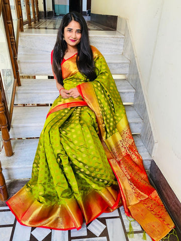 Komal Kandoi In Banarsi Silk Saree. Available In 7 colours.