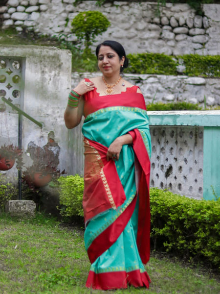 Ramya Pathak In Traditional Garad-Korial Bengali Silk Saree With Contrast Pallu. Available In 2 Colours.