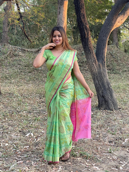 Megha Rathod In Green Cotton Silk Self Design Saree With Pink Pallu