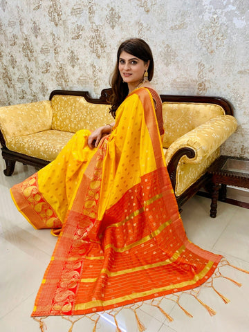 Naveena Kapoor In Mustard Banarsi Silk Saree