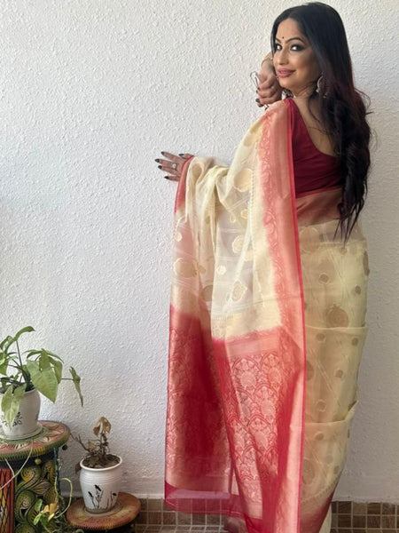 Reena Dwivedi In Banarsi Kora Silk With Contrast . Available In 3 Colours.