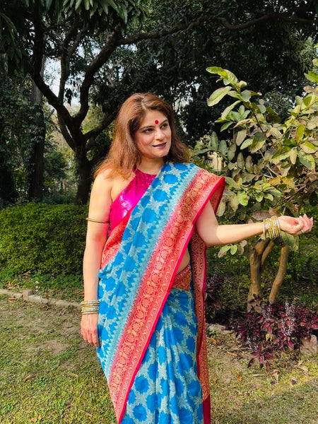 Naveena Kapoor In Banarsi Georgette Silk Saree