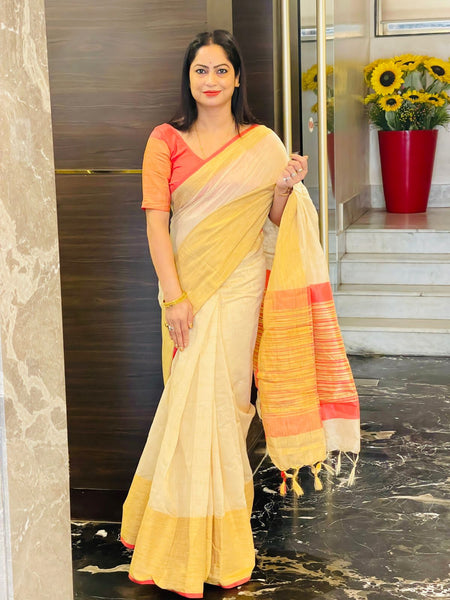 Reena Dwivedi In Blended Linen Silk Saree. Available In 5 Different Palla And Border Colours.