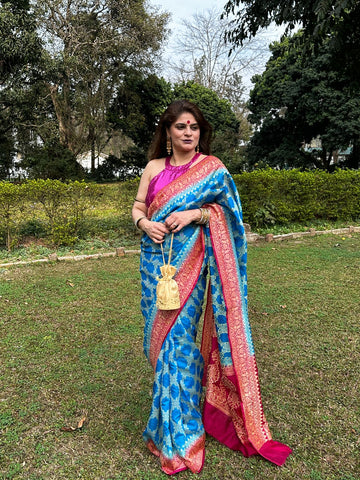 Naveena Kapoor In Banarsi Georgette Silk Saree